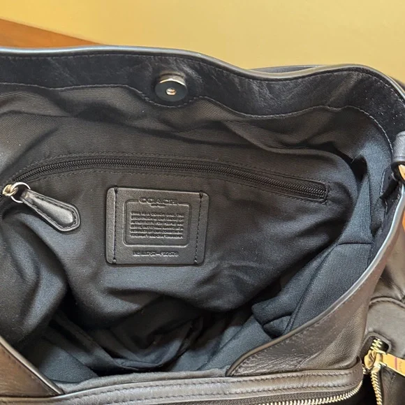 Coach EUC Lexy Shoulder Bag Signature Black/Gray Jacquard w/dust bag - Picture 8 of 13